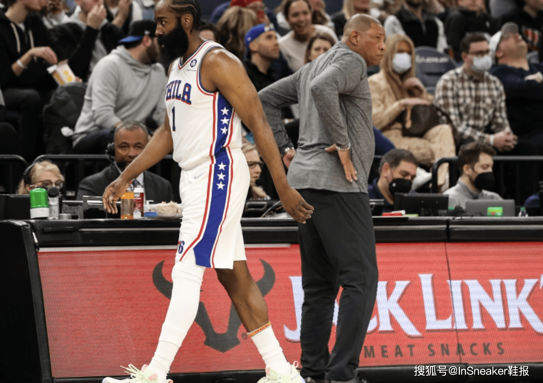 新援加盟：76人队壮大实力，备战季后赛的简单介绍