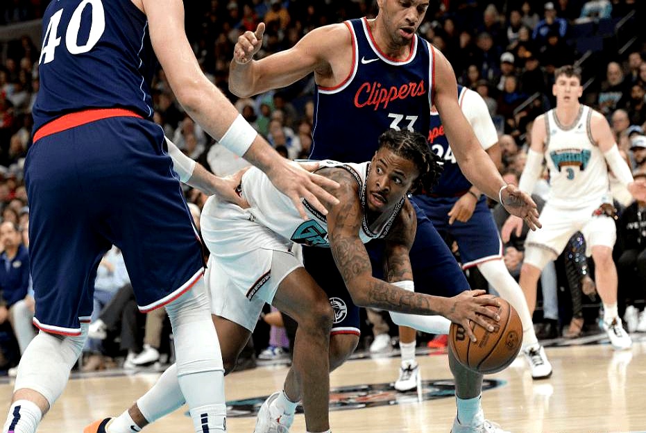 灰熊大胜老鹰，结束连败的简单介绍