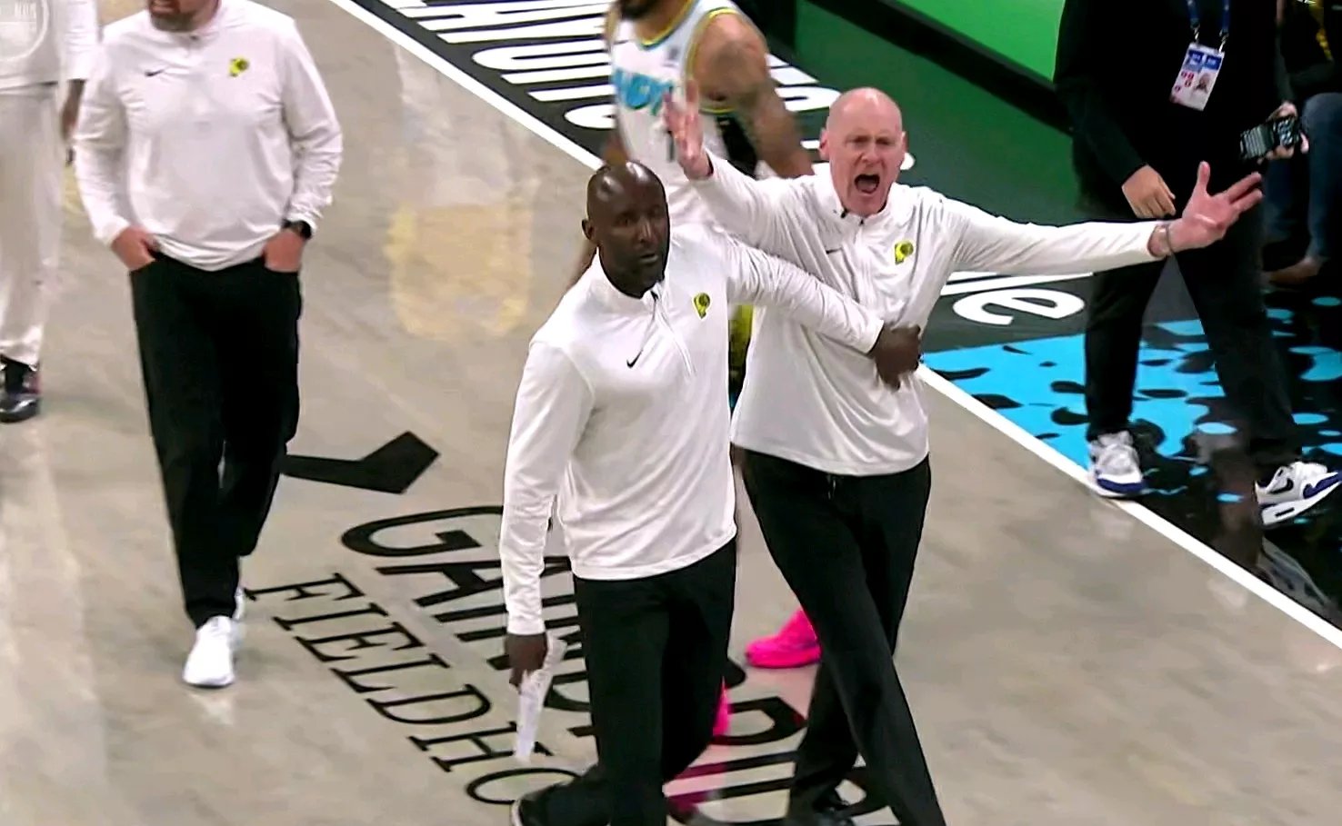 华体会视频-步行者遭遇连败，球员状态起伏不定